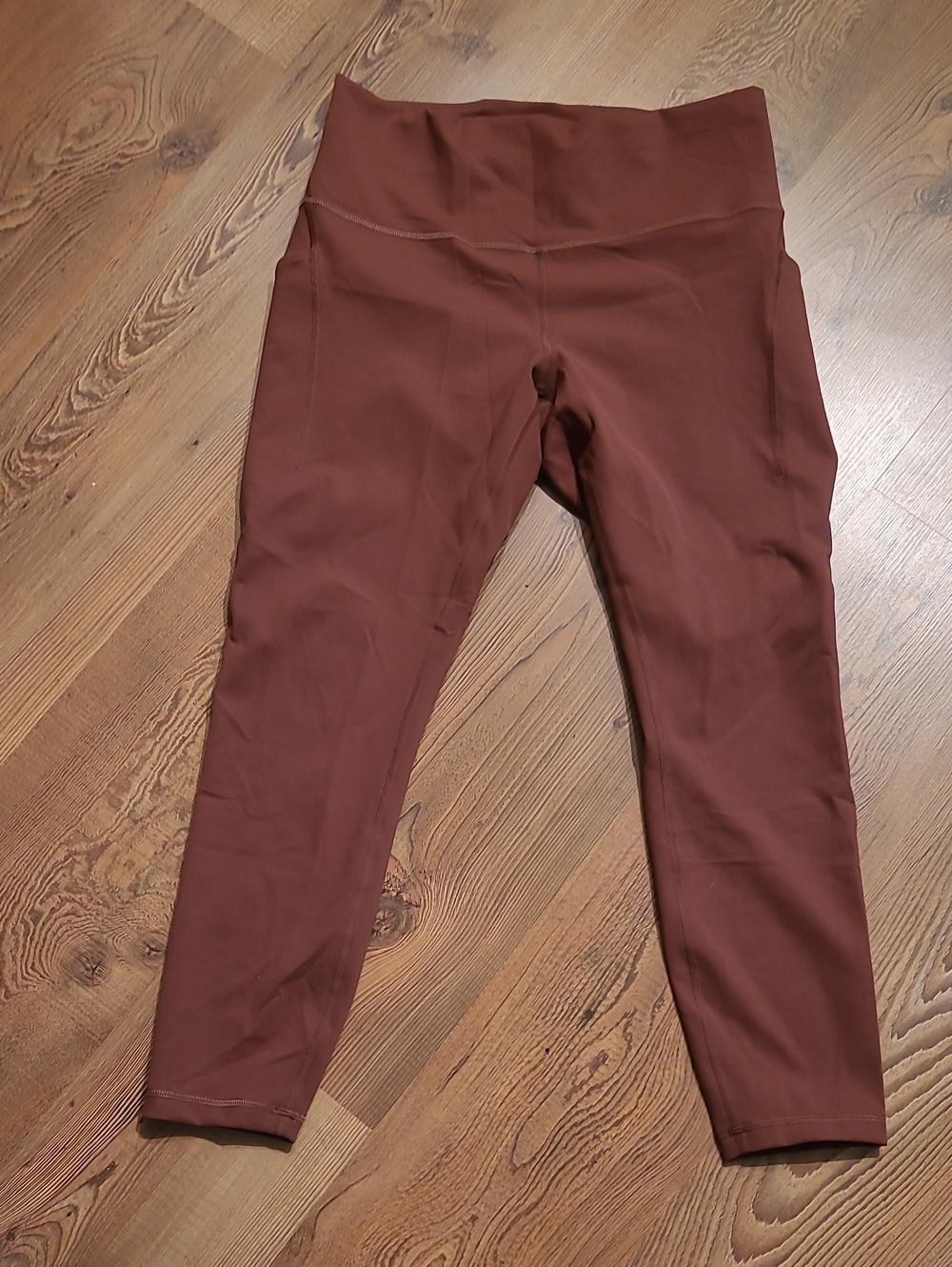 Lululemon High-Waist Performance Leggings - Rust